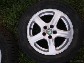 Sada 195/65 R15 8-9mm zimní na ALU Octavia I 5x100 - 2