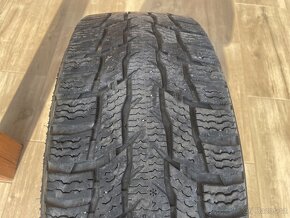 Nokian zimní 225/65 r16C - 2