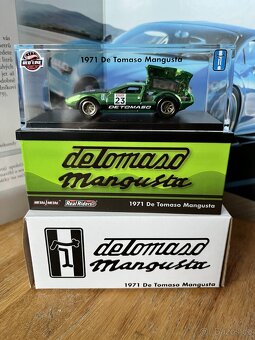 Hot Wheels RLC Exclusive 1971 De Tomaso Mangusta - 2