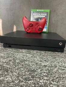 Xbox One X - 2