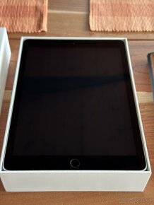 iPad 5 (2017) 32GB Wifi - 2