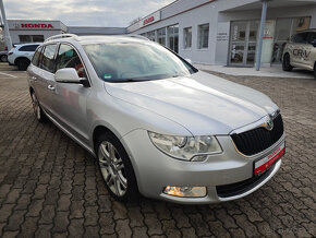 Škoda Superb 3.6 V6 Bi-Xenon DSG 4x4 191kW - 2