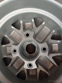 RARITA fungl novy 13" METEOR II ORIGINAL SKODA veteran - 2