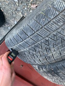 Prodam 2ks zimních pneu GRIPMAX 265/60 R18 - 2