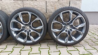 Alu kola 5x112 R19 Octavia III Rs X-TREM - 2