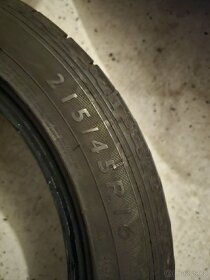 Letni gumy Fabia Dunlop 215/45/R16 - 2