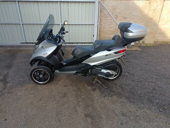 Piaggio mp3 500 ABS,ASR cz doklady v ceně šedá - 2