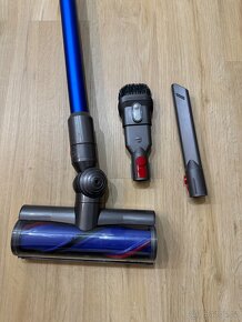 Dyson V11 Motorhead - 2