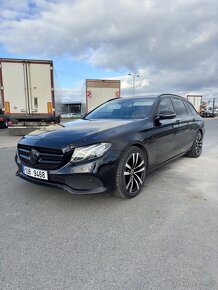 Mercedes-Benz E220d Kombi - 2