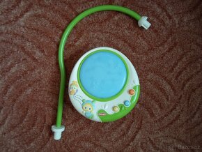 Playskool Kolotoč nad postýlku broučci, hraje a svítí - 2