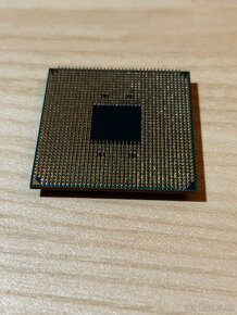 Procesor AMD Ryzen 7 5800X - 2