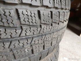 Zimní 5 mm 195/60 R 16 C VW, Škoda, Seat. Ford 16", 5x112. - 2