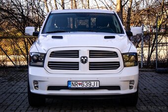 Dodge RAM 5.7 V8 Hemi 4x4 - 2