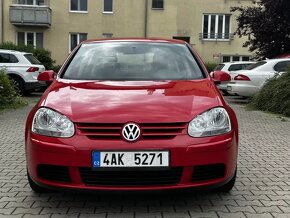 Volkswagen Golf V 1.4 Trendline Navigace Serviska 1. majitel - 2