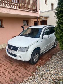 Sužují grand vitara 1.9 ddis rok 2008 - 2