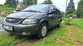 Nabízím chrysler voyager 2.5 crd - 2