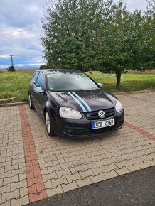 VW Golf 5 - 2