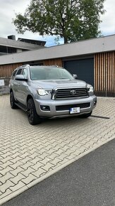 Toyota Sequoia 2021 5.7 v8 - 2