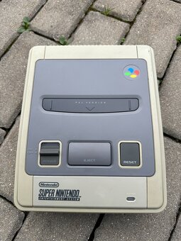 NINTENDO SNES-Super Nintendo Entertainment System - 2