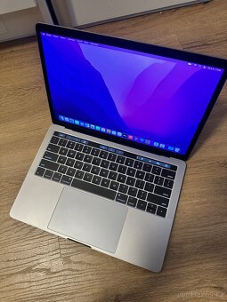 Macbook Pro 2016 Touchbar 13"- i5 | 8GB Ram | 256GB SSD - 2