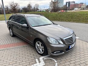 Mercedes-Benz Třídy E 350 CGi 215kW Avangarde Automat - 2