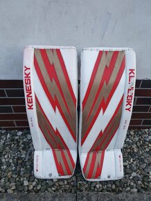 Brankarsky set Brians Kenesky a Bauer - 2