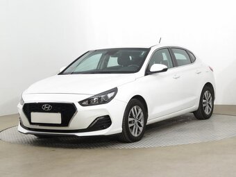 Prodám Hyundai i30 Fastback - 1,4 T-GDI KOMFORT - 2