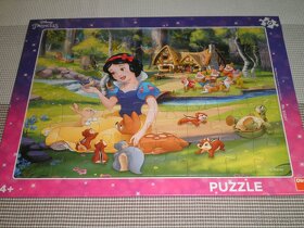 Dřevěné puzzle auta + Puzzle Sněhurka - 2