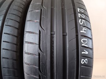 2ks letní pneu 225/40/18 Dunlop - 2