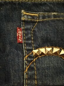 Levi's Strauss - 2