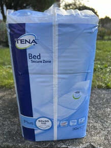 TENA Bed Secure Zone-Inkontinenční podložka na lůžko 60x90cm - 2