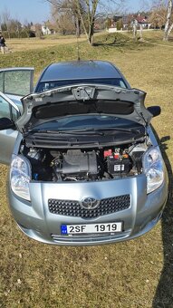 Toyota Yaris 1.0 - velmi dobrý stav - 2