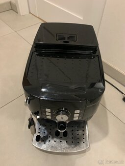 DeLonghi Magnifica S - 2