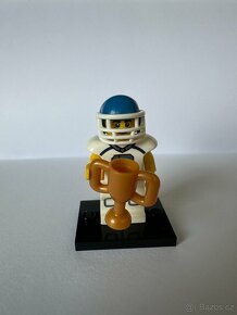 LEGO Minifigurka Americký fotbalista - 2