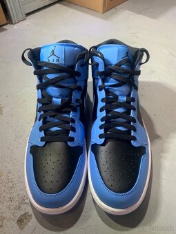 Air Jordan 1 Mid University Blue - 2