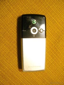 SonyEricsson T610, (telefon, kryt, displej) - 2