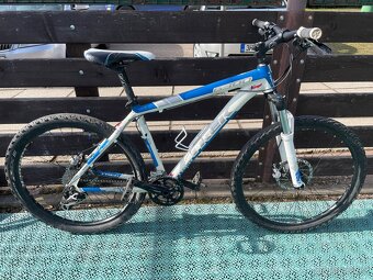 Trek 6300 white and blue - 2