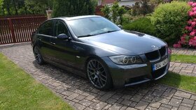 BMW E90 335i - 2