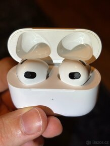 Apple AirPods (3. generace) s nabíjecím pouzdrem Lightning - 2