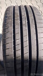 Prodám 2 x letní pneu Goodyear 245/45/18 - 2