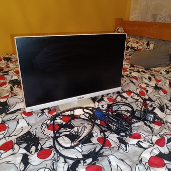 ASUS VC239H-W / 23'' Full HD (1920 × 1080 px), IPS - 2