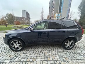 VOLVO XC90 2.4D5 147KW 4x4 7MÍST-AUT-KUŽE-XENON-TV-NAVI-R20 - 2