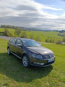 VW Passat b7 2.0 TDI alltrack 4motion - 2