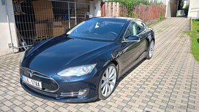 Tesla Model S, P85+ dož. Supercharging zdarma - 2