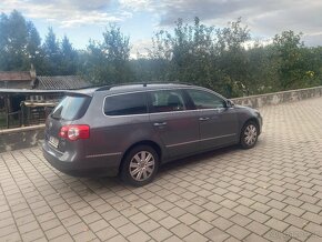 Volkswagen Passat B6 2.0Tdi Combi Rok 2009 pěkný stav - 2