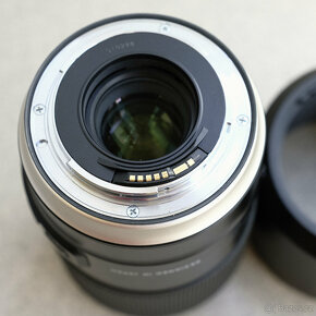 TAMRON 90 mm f/2,8 SP Di Macro VC USD pro Canon EF - 2