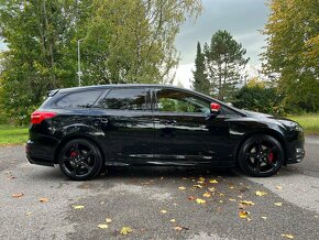 Ford focus 1.5 EcoBoost 134 kw ST Line red & black edice - 2