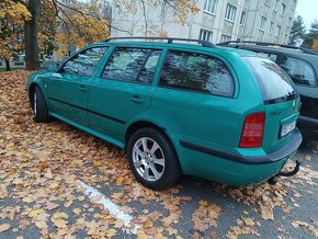 Škoda Octavia - 2