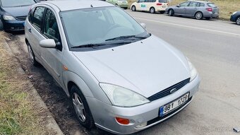 Ford Focus 1.6 bez Stk  - 2