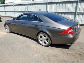 MERCEDES-BENZ CLS550 W219 - 2